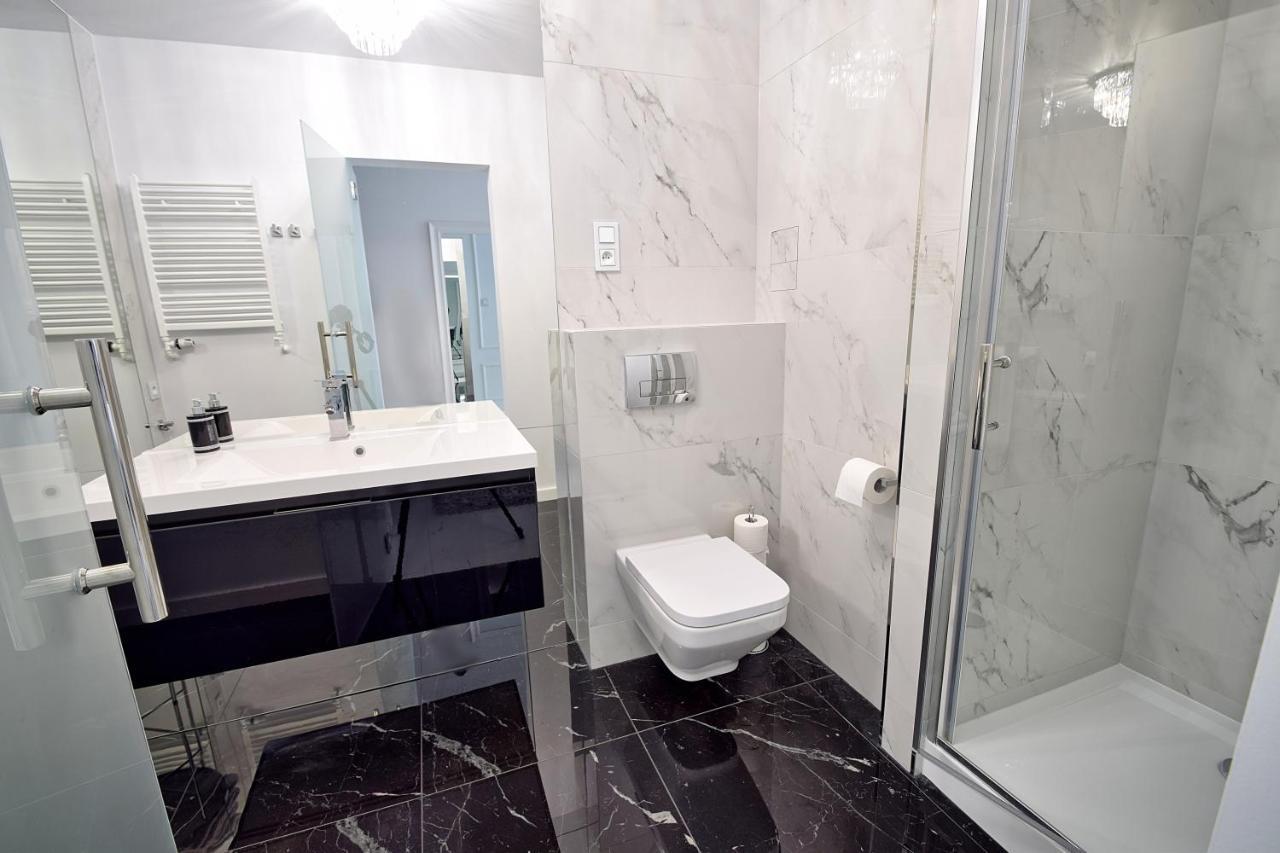 Crystal Apartament 80M Od Plazy, Przy Latarni Morskiej Kolberg Exterior foto
